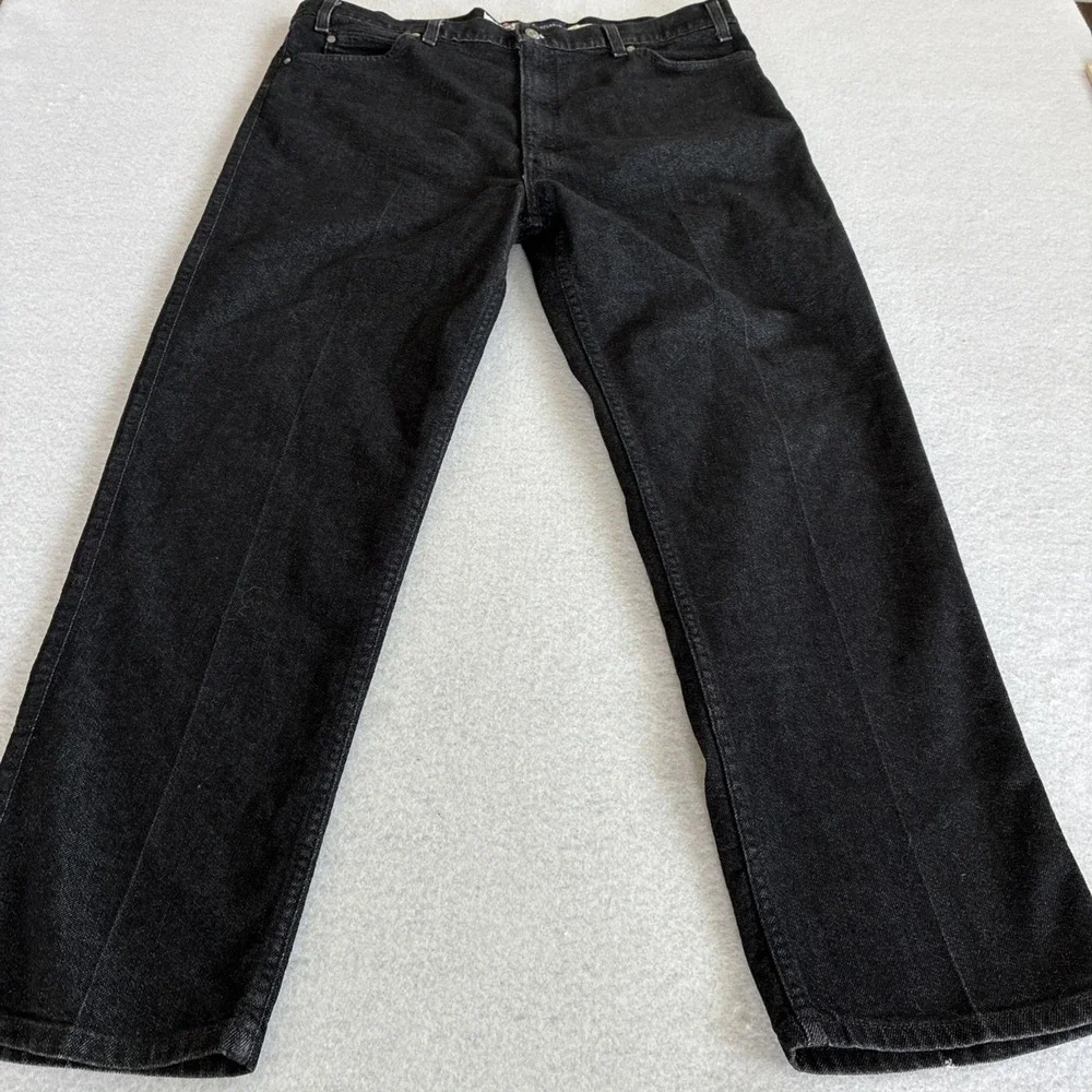 Levis features style